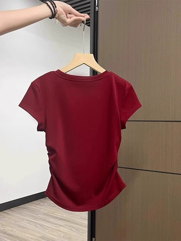 バーガンディ右肩半袖Tシャツ女性用2025新作夏デザインプリーツウエスト痩身ショートトップ|undefined