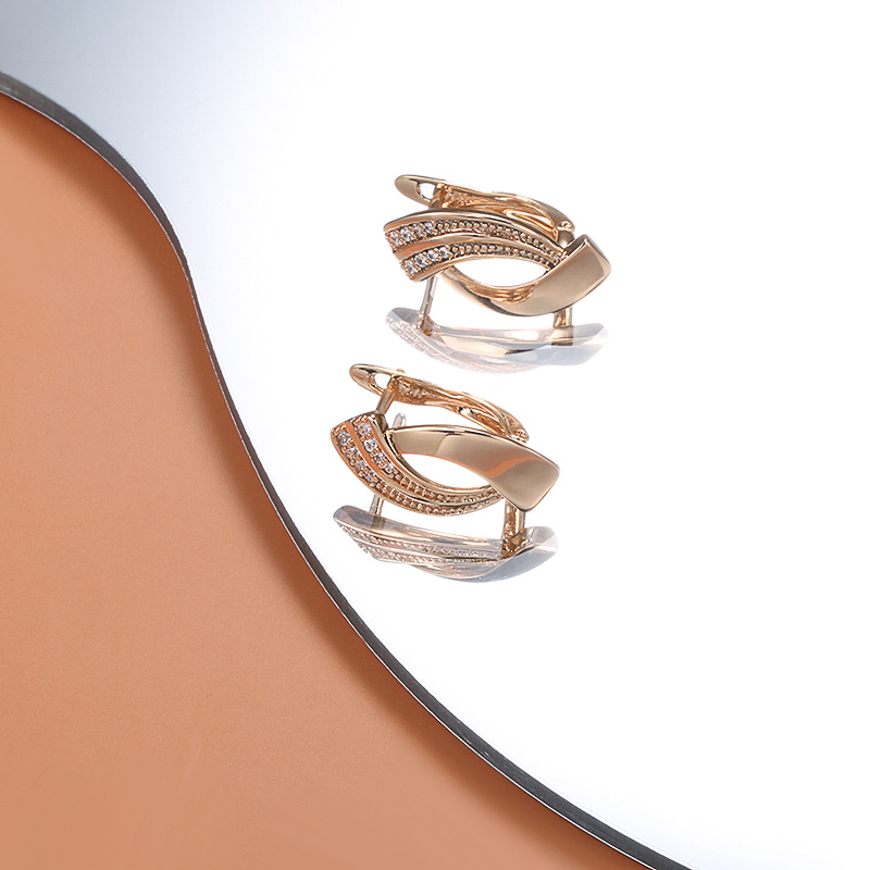 U-shaped Earrings