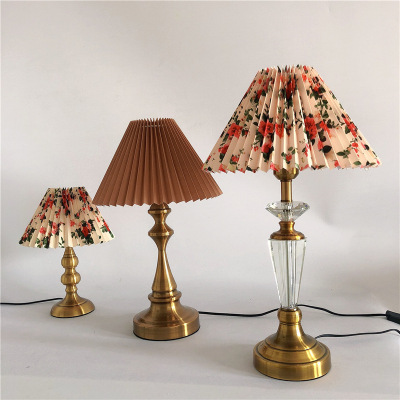 跨镜卧室床头台灯装饰创意韩国ins北欧复古百褶礼物网红小夜灯|ms