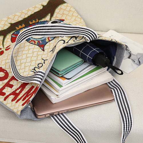 New Versatile Cartoon Embroidered Tote Bag Animal Canvas Shopping Bag Shoulder Bag Handheld Large Capacity Women's Bag Mommy Bag