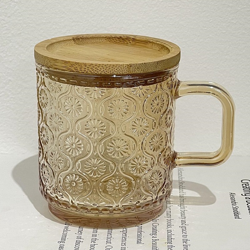Caneca de vidro vintage com alça, estilo Instagram, com relevo, ideal para café gelado americano ou latte, perfeita para o café da manhã com leite._voghion.com