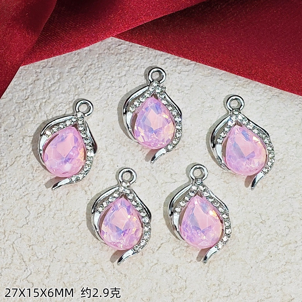 Exquisitos accesorios de joyería colgante de diamante de alta protección ultravioleta al por mayor collar DIY artesanal colgante de materiales de ropa de pulsera