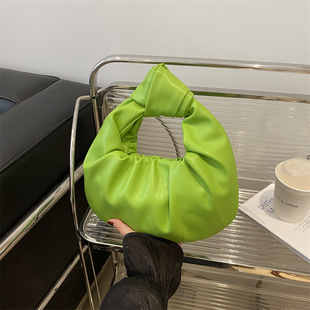 Street Trendy Pleated Bag 2024 Autumn New Textive Underarm Bag Women's Simple Fresh Hand Bag
