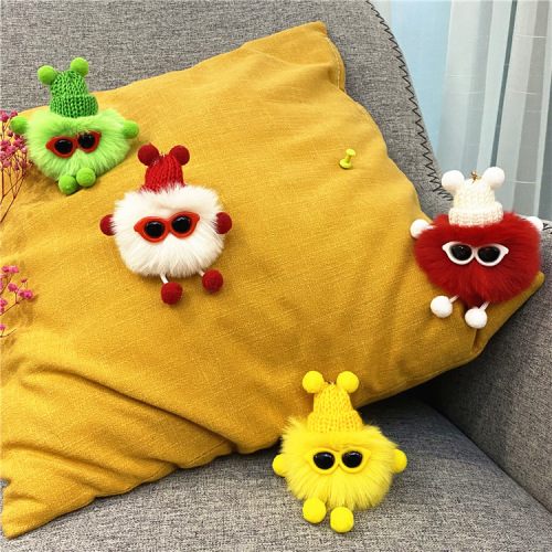 Internet celebrity briquette keychain cute cartoon plush bag fur ball doll pendant car key chain ring accessories