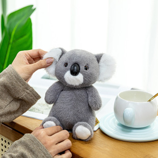 Authentic Variety of Land Palm-Sized Treasure Dolls, Realistic Lion and Calf Dolls, Desktop Ornaments, Keychain Pendants