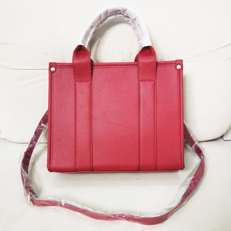 Bolso de mano para mujer Niche Bolso bandolera minimalista de estilo europeo Bolso mensajero de moda.