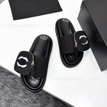 С���L��Ʒ�|25�¿�ڴ����һ����ŮЬ��a�����ֶղ�ʺ����ЬŮ