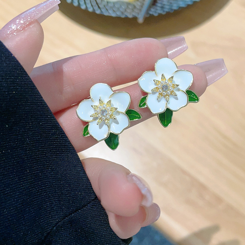 summer fresh cute fashionable universal earrings pearl