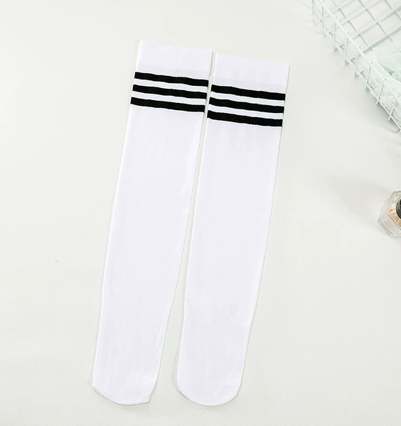 【Black Bar Barbone】