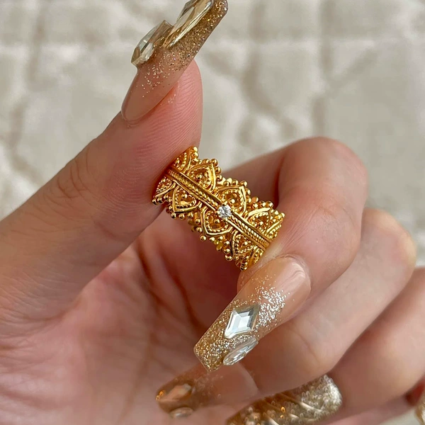 Lace Crown Ring