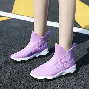 Summer Rain Boots Women's Fashionable Outwear Short Tube Rain Boots Non-slip Thick Bottom Water Boots Wear-resistant Rubber Shoes Women's Waterproof overshoes