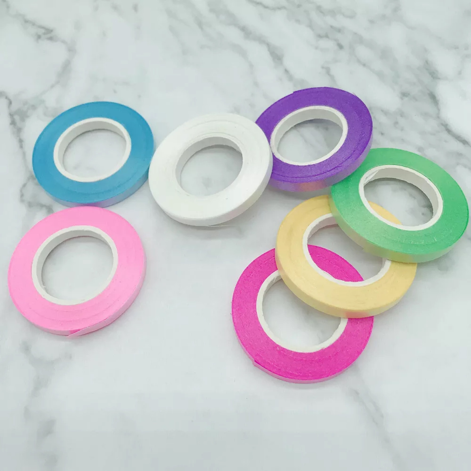 Día de la diosa forma corazón de globo día de nacimiento lleno de helio aire