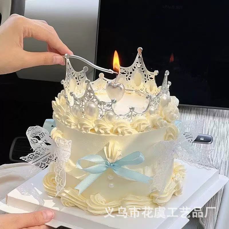 情人节皇冠蛋糕装饰摆件生日派对烘焙装饰品女王皇冠儿童皇冠批发