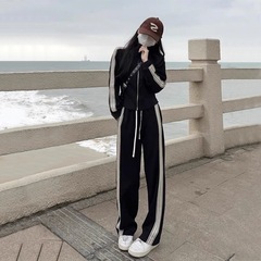 スポーツスーツ女性2025春秋新作韓国版ゆるい気品ショートコートファッションカジュアル2点セット