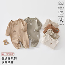 宝宝衣服秋冬2025新款哈衣婴儿连体衣秋装婴幼儿爬服新生儿外出服