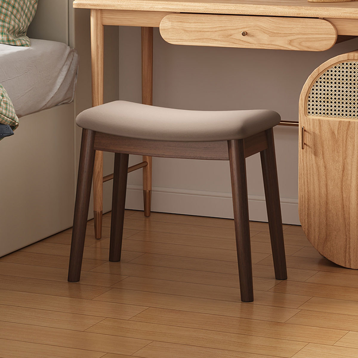 现代实木马鞍化妆凳轻奢换鞋凳女生卧室家用梳妆台凳子简约小椅g&