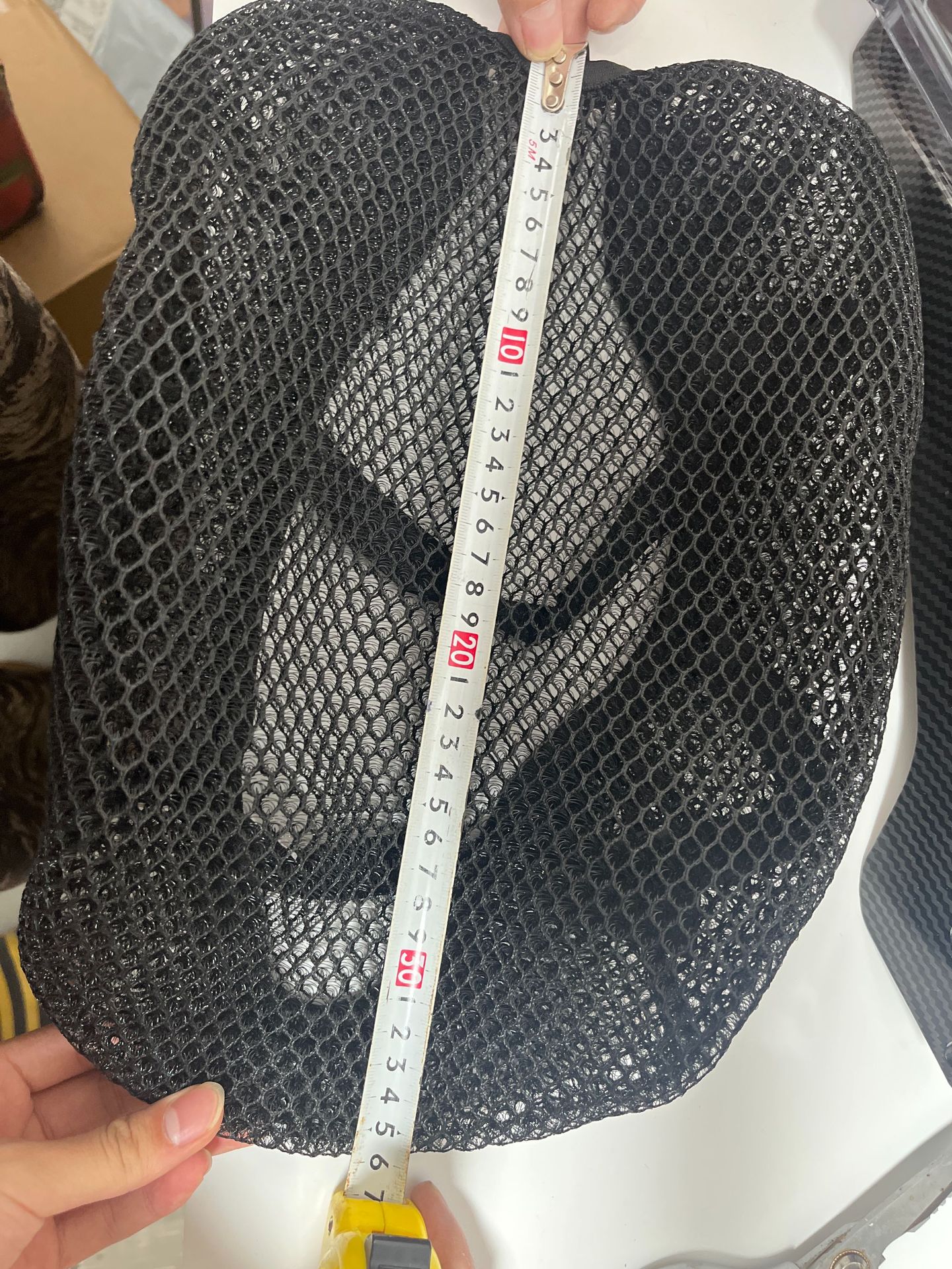 Motorcycle honeycomb seat cover, suitable for Honda NC700X, NC750X, and 700S models, provides sun protection and heat insulation