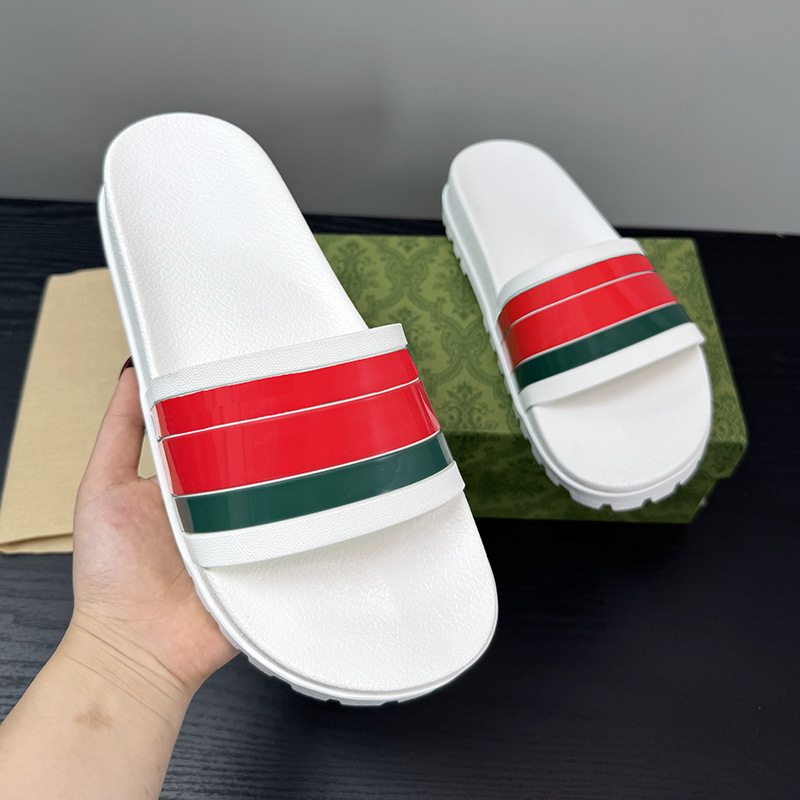 Southeast Asia Singapore Vietnam Slide Rubber Slippers for Men and Women Red and Green Printed Non-Slip Flip-Flops Beach Sandals