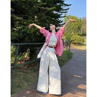 �nϵ���bŮ������ɫ�L���r���ȴ�������İ�ɫ���e����Lѝ������