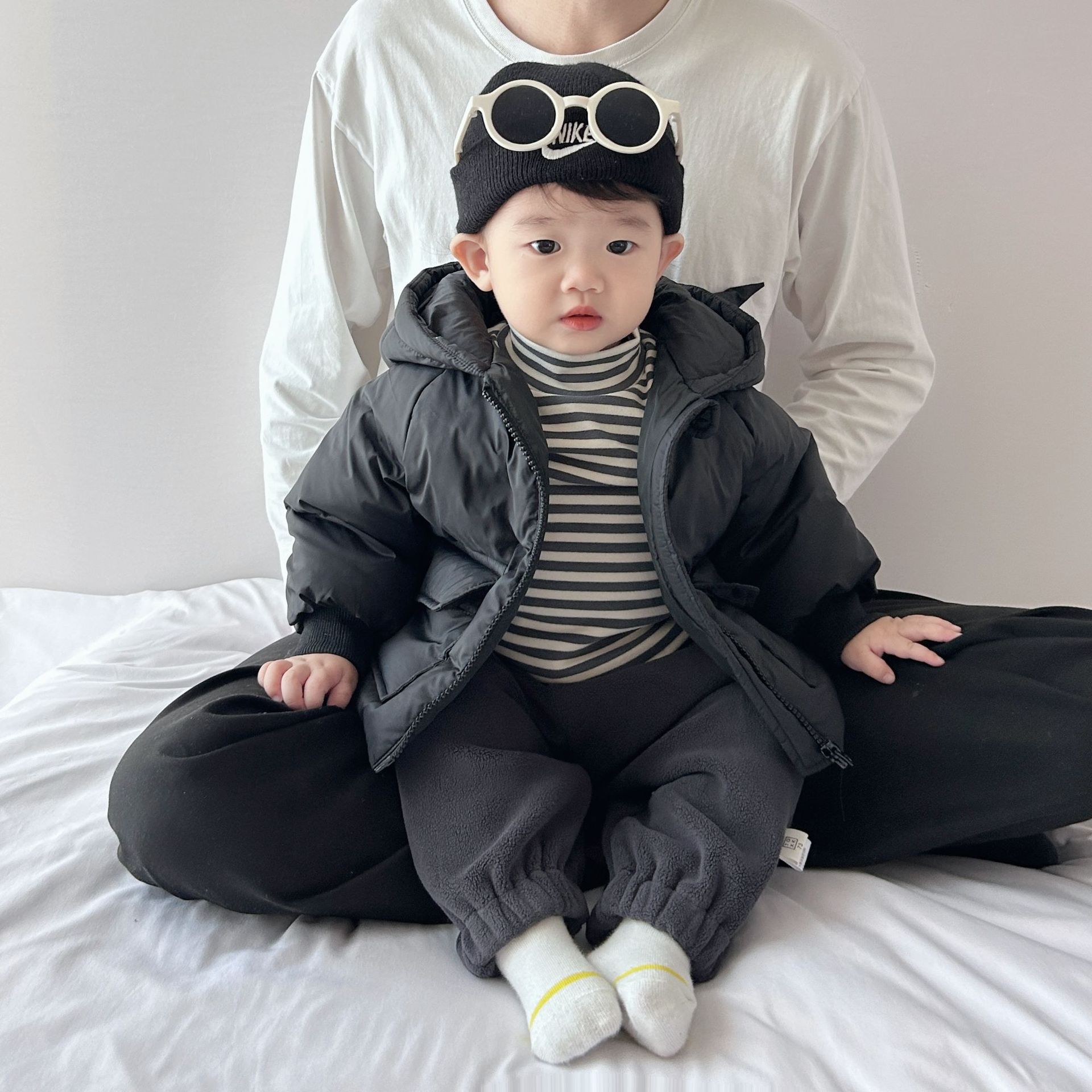 男宝宝羽绒服冬季婴儿外套冬装保暖超萌洋气小男孩加厚白鸭绒衣服