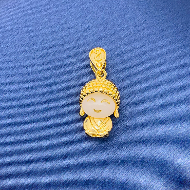 百種類のペンダントは心のままにファッションの経典を配合します。カップルの美しいペンダントは親友のアクセサリーを送ります。