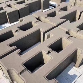 砖瓦及砌块;混凝土制品;工地施工材料
