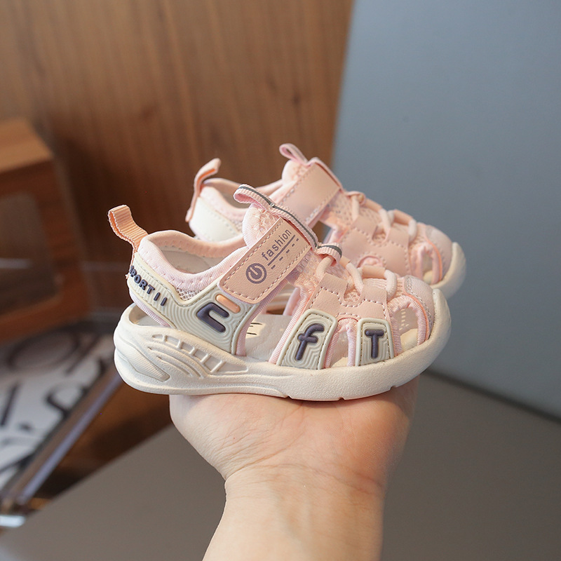 Pink / Inner length of shoe size 16 11.5cm
