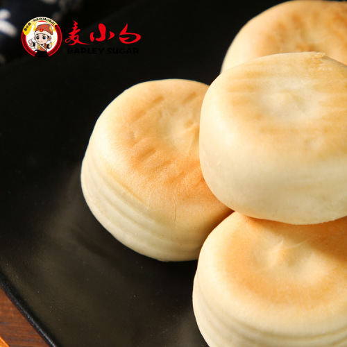 Internet celebrity snacks Mai Xiaobai Ice Skin Mung Bean Cake 330g Traditional Food Afternoon Tea Pastries Mung Bean Cake Wholesale