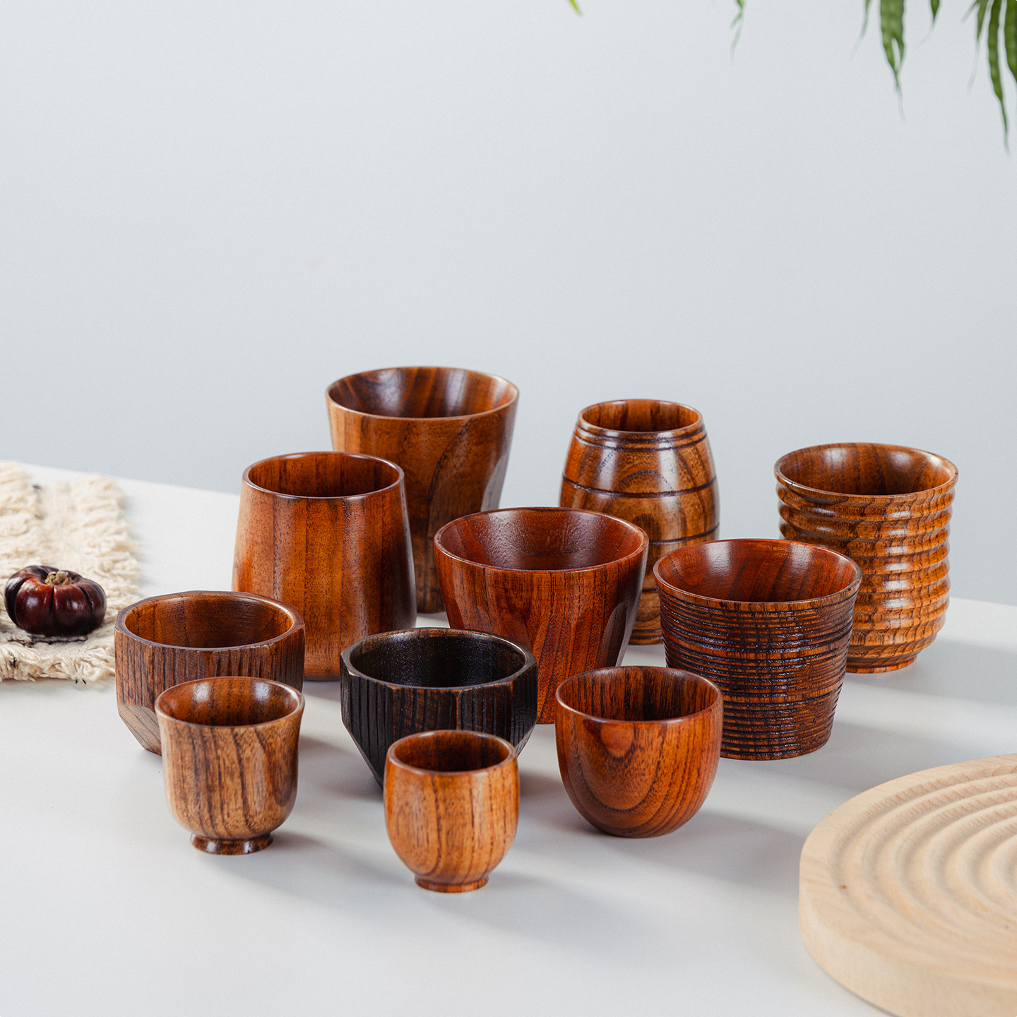 Fuente de productos domésticos de madera de jujube ácido todo tipo de tazas de madera de sake tazas de agua de madera sólida tazas de té de barriga tazas de té de restaurante