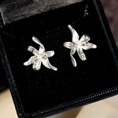 【鸢尾花 】液态铜金属花瓣哑银花朵小众耳钉耳夹蚊香盘无耳洞