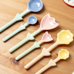 ins Three-dimensional Tulip-shaped Ceramic Spoon Coffee Spoon Breakfast Spoon Dessert Spoon Ice Cream Spoon Rice Spoon