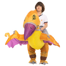 亞馬遜搞怪兒童立體恐龍騎行翼龍充氣服可騎行坐騎充氣服小火龍