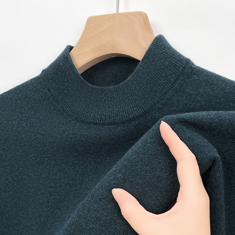 冬の新商品の男性式の半高襟のウールのセーターは厚くて暖かい長袖のニットの服の軽い豪華な紳士服の純色のセーターの男性を厚くします。|undefined