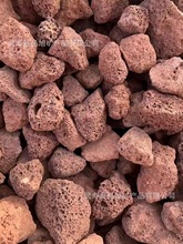 供应火山石红色火山岩园林绿化污水处理  火山岩多孔透气多肉栽培