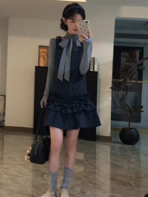 早秋穿搭一整套2025韩系富家千金赫本风御姐减龄绝美连衣裙子套装|undefined