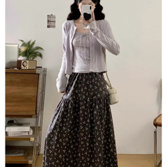 十三行温柔风套装女2025新款秋季吊带背心显瘦碎花半身裙三件套装