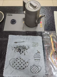 毛巾;干发巾干发帽;连帽浴巾