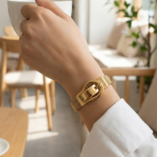 �W��С���p���ֱ펧���F������朿羳�r�аٴ���N��P����Ʒ
