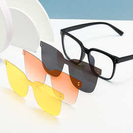 一镜四用磁吸偏光太阳镜套镜抖音大框防蓝光TR90眼镜框架可配近视