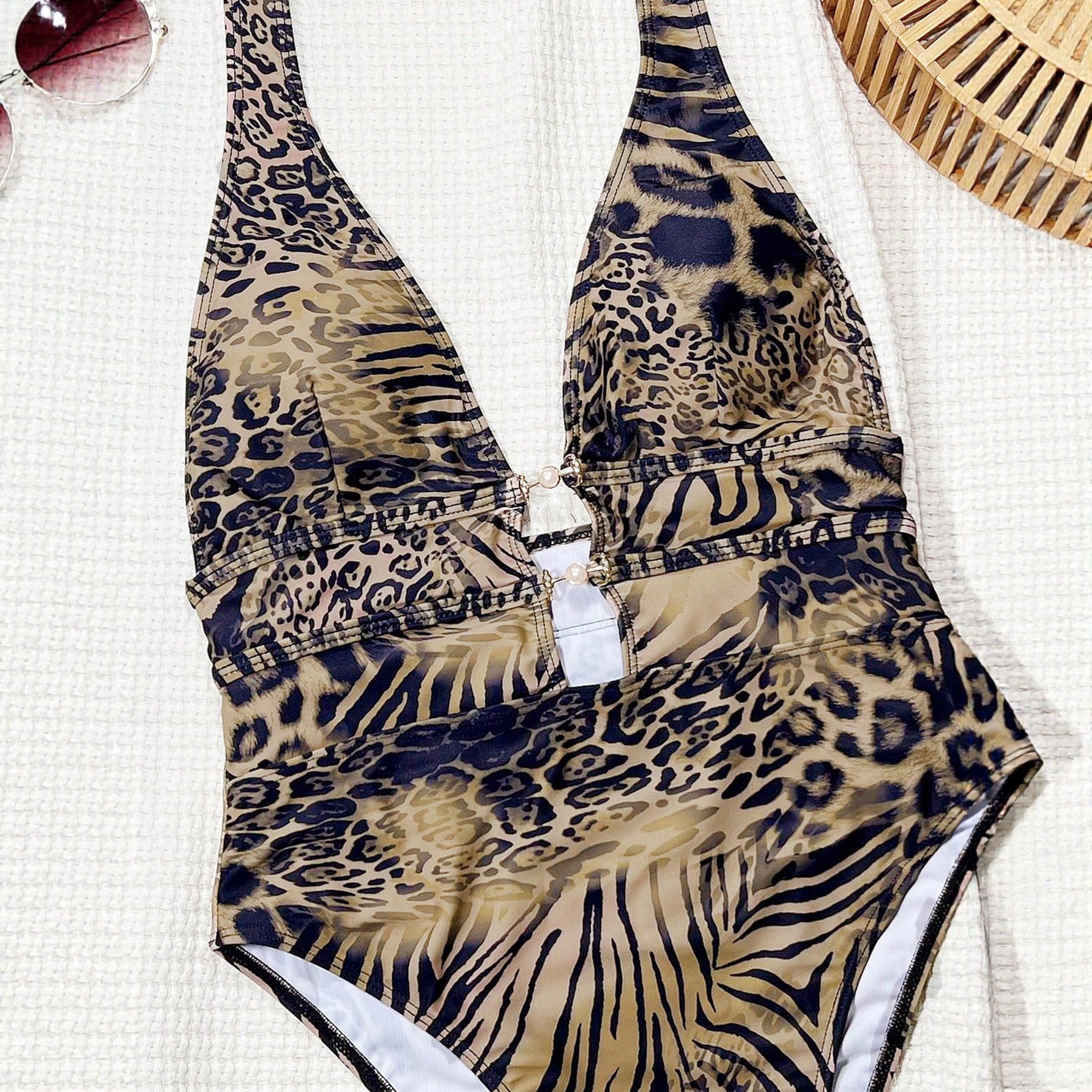 2025 New Tiger Print Sexy Two Piece Bikini European And American Style Swimsuit Direct Factory Sales_ecoleips.com