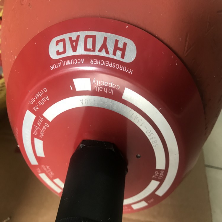 德国HYDAC/贺德克 SB330-20A1/112A9-330A  皮囊式蓄能器