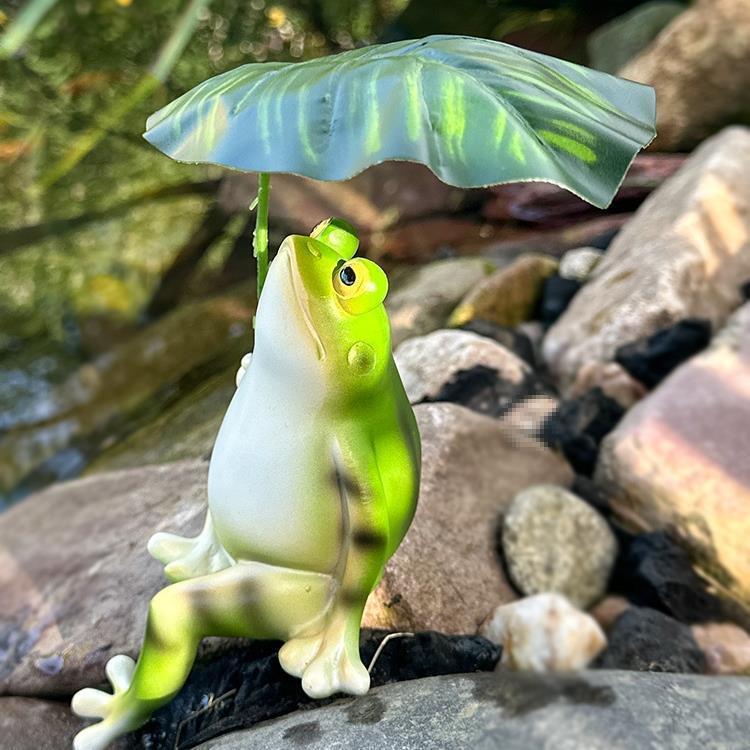 傘をかいて涼しく過ごすカエル、バルコニー、庭、水槽の装飾、クリエイティブな動物の造園装飾品、卸売|undefined