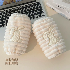 衣架;收纳盒;衣钩/挂钩