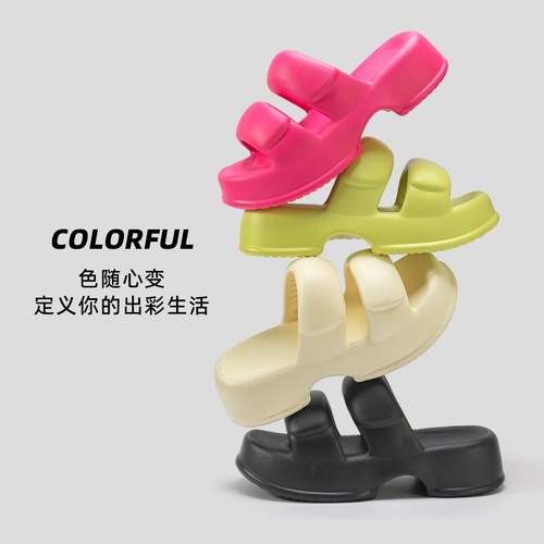Thick-soled slippers for women's summer outer wear 2024 new anti-slip Internet celebrity seaside beach heightening sandals for women