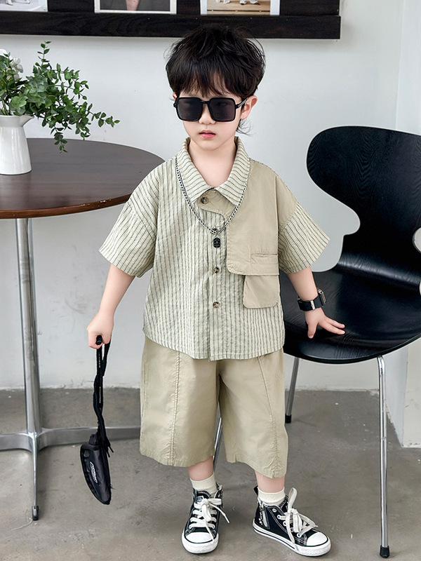 男の子夏ストライプスーツ 2025 新しいハンサム子供服子供韓国風半袖男の子夏のストリート服|undefined