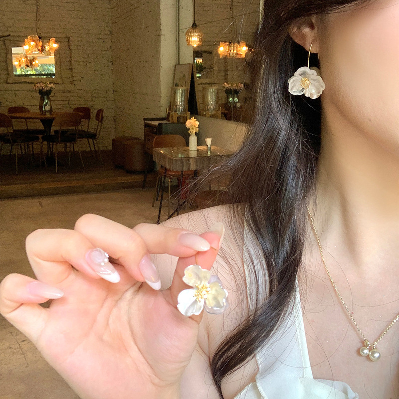 白色立体双面镶锆山茶花耳环女高级感海边度假风耳钉小众独特耳饰|undefined