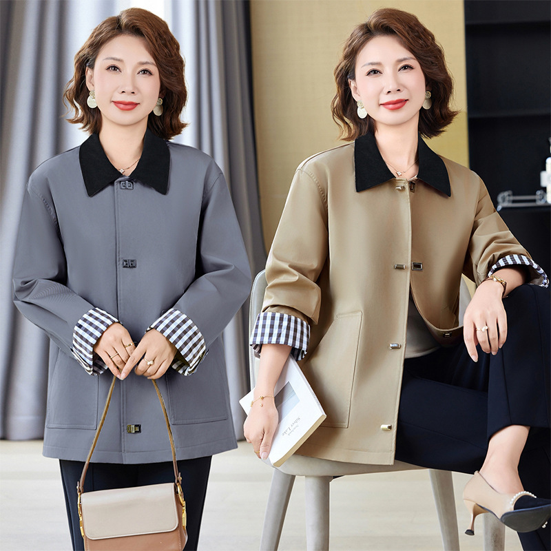 妈妈秋装2025新款外套宽松大码中老年风衣女春秋贵夫人上衣50多岁|undefined