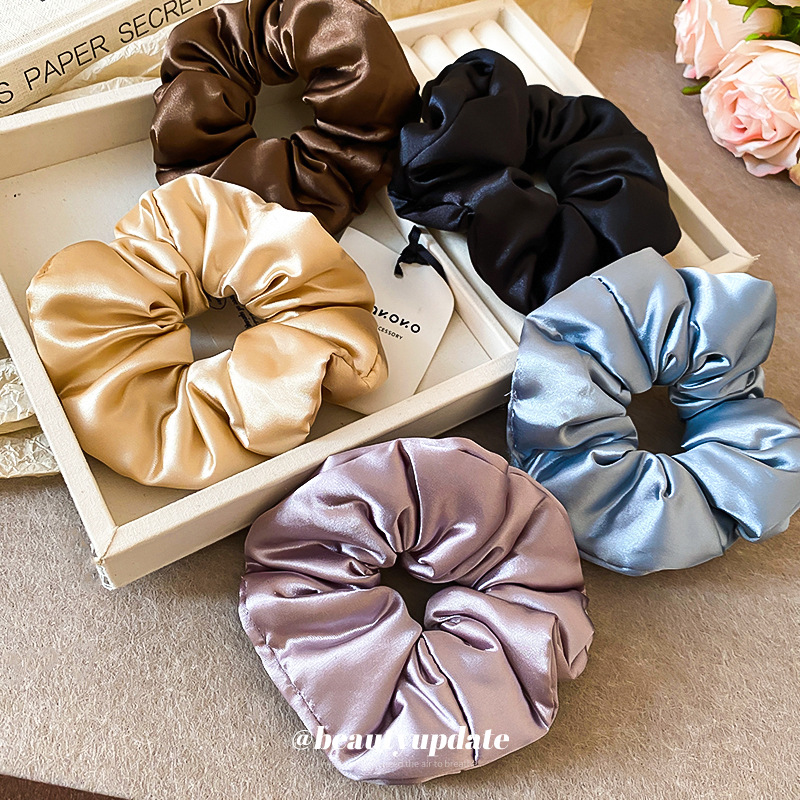 Nuevo producto color crema, pliegues brillantes, círculos para el cabello del intestino grueso, lazo para el cabello en la parte posterior de la cabeza, cuerda para el cabello, ambiente suave y versátil, accesorios para el cabello para mujeres