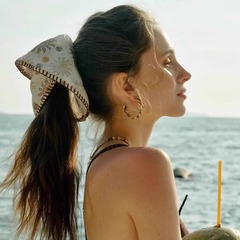 ネット有名人ブロガーの新しい波状ヘアリングビーチリゾートスタイルの雰囲気大腸リング多用途ファッションヘアアクセサリーヘッドバンド女性用