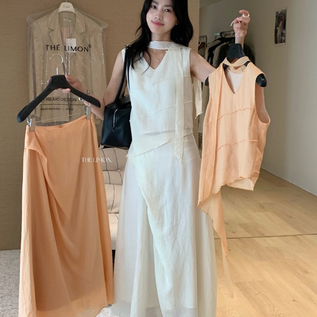 Bộ áo hai dây kết hợp chân váy midi nữ tính chất tơ tằm phong cách Hàn Quốc — màu cam, màu mơ